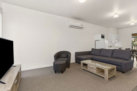 A1 Motels Port Fairy Motel And Apartments - Accommodation Sunshine Coast 1