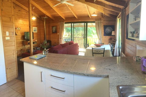 Sandpiper Ocean Cottages - Accommodation Sunshine Coast 6