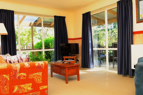 The Crays Accommodation - Accommodation Sunshine Coast 6
