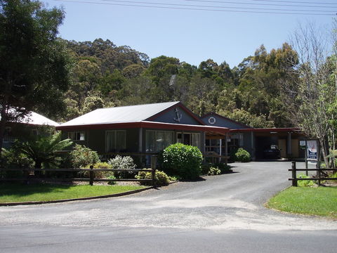 The Crays Accommodation - Accommodation Sunshine Coast 0