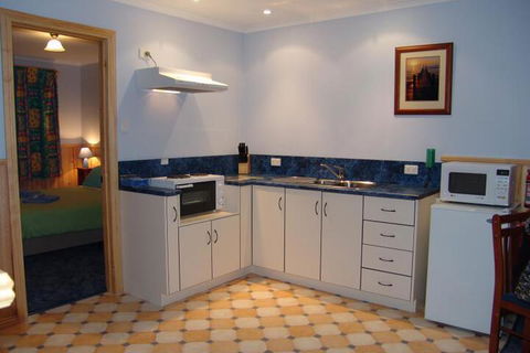 Anchor Down Cottages - Accommodation Sunshine Coast 7