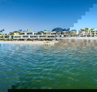 Noosa Harbour Resort - Accommodation Sunshine Coast