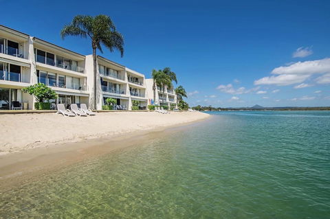 Noosa Harbour Resort - Accommodation Sunshine Coast 2