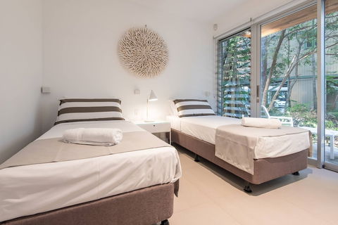 The Hastings Beach Houses - Accommodation Sunshine Coast 6