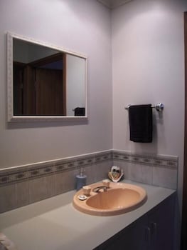 Barossa Country Cottages - Accommodation Sunshine Coast 4