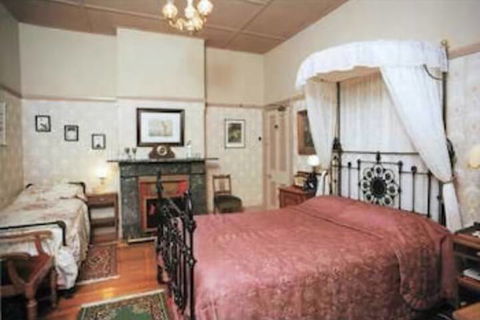 Sirens Bed & Breakfast - Accommodation Sunshine Coast 4