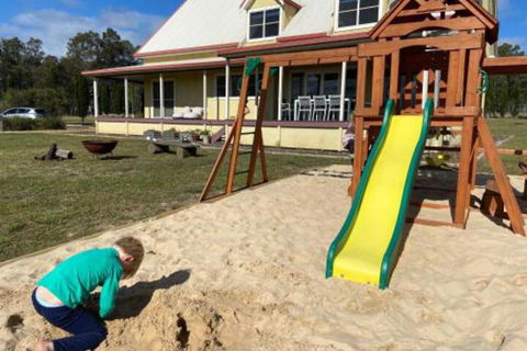 The Residence At Elbourne Wines - Accommodation Sunshine Coast 2