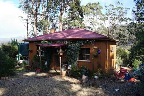Classic Cottages Port Arthur - Accommodation Sunshine Coast 4