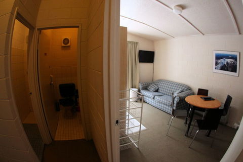 Sugarbush Lodge & Apartments - Accommodation Sunshine Coast 3