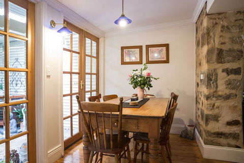 Wishing Well Cottage - Accommodation Sunshine Coast 4