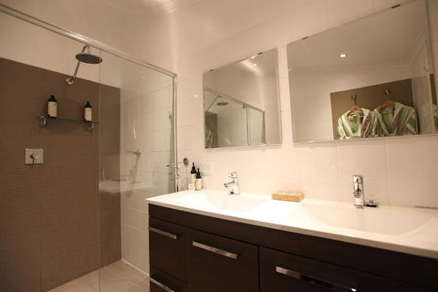 One Tree Bed & Breakfast - Accommodation Sunshine Coast 6