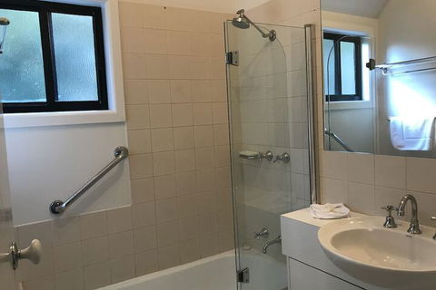 Edgewater Terraces At Metung - Accommodation Sunshine Coast 7