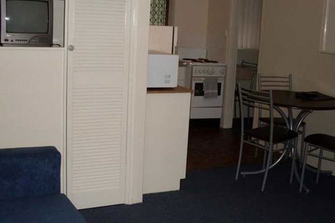 El Lago Waters Tourist Park - Accommodation Sunshine Coast 4