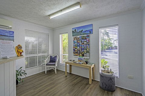 Blue Waters Motel - Accommodation Sunshine Coast 5