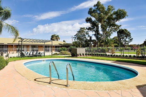 Statesman Motor Inn - Accommodation Sunshine Coast 2