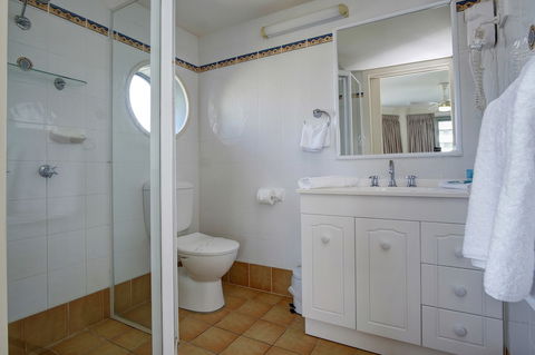 Sails Luxury Apartments, Forster - Accommodation Sunshine Coast 5