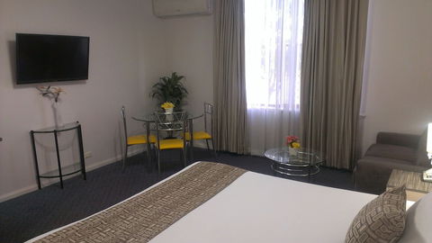 Lindy Lodge Motel - Accommodation Sunshine Coast 5
