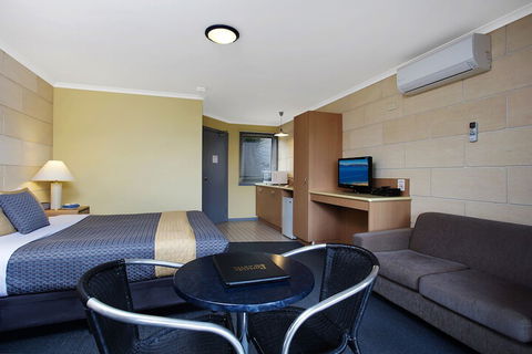 Portside Motel - Accommodation Sunshine Coast 7