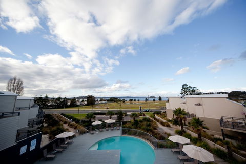 Corrigans Cove - Accommodation Sunshine Coast 0