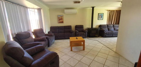 Pinjarra Caravan Park & Cabins - Accommodation Sunshine Coast 4