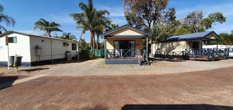 Pinjarra Caravan Park & Cabins - Accommodation Sunshine Coast 1
