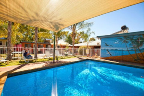 Alice Lodge Backpackers - Accommodation Sunshine Coast 0