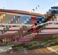 Yarra Glen Racecourse Apartments - Accommodation Sunshine Coast