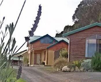 Eastern Reef Cottages - Accommodation Sunshine Coast 4