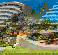 DoubleTree by Hilton Hotel Cairns - Accommodation Sunshine Coast