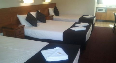 Park Drive Motel - Accommodation Sunshine Coast 3