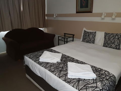 Park Drive Motel - Accommodation Sunshine Coast 4