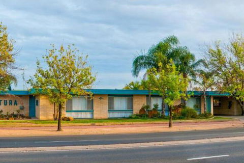 Ventura Motel - Accommodation Sunshine Coast 1