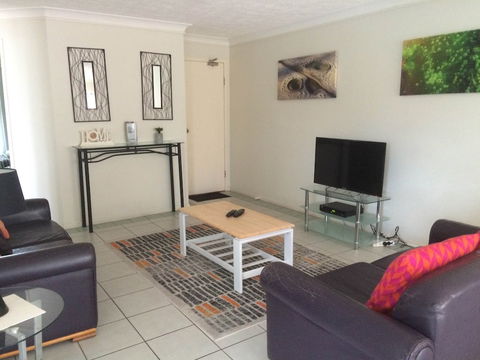 Santa Fe Apartments - Accommodation Sunshine Coast 4