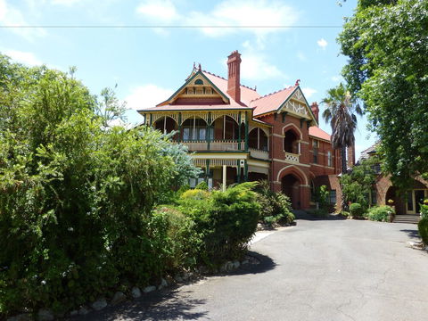 Langley Hall - Accommodation Sunshine Coast 1