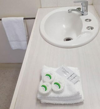 Maryborough City Motel - Accommodation Sunshine Coast 2