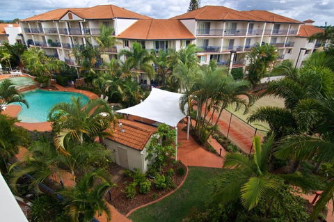 Blue Water Bay Luxury Villas - Accommodation Sunshine Coast 3
