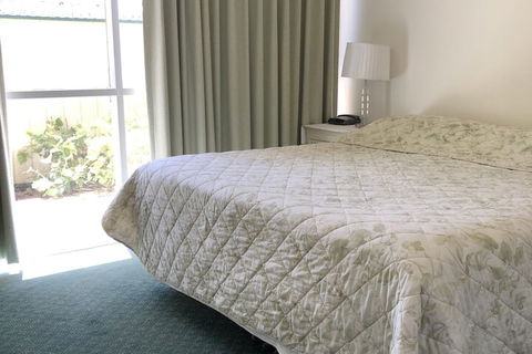 Cottonwood Motor Inn - Accommodation Sunshine Coast 6