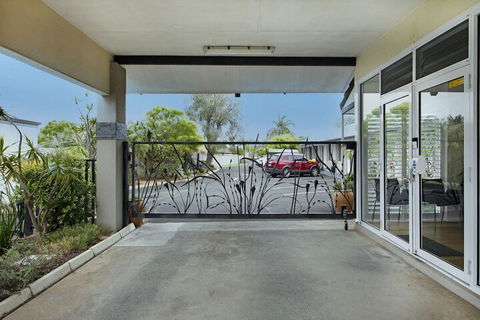 Gale Street Motel And Villas - Accommodation Sunshine Coast 2