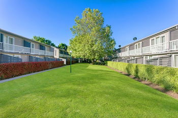 Summer East Serviced Apartments - Accommodation Sunshine Coast 1