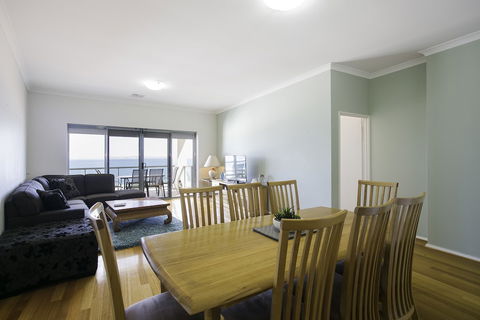 Boardwalk By Rockingham Apartments - Accommodation Sunshine Coast 5