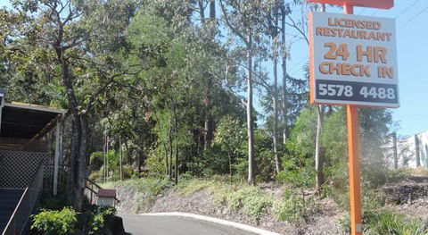 Town & Country Motel - Accommodation Sunshine Coast 1