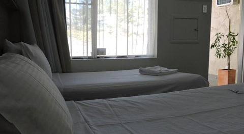 Town & Country Motel - Accommodation Sunshine Coast 3