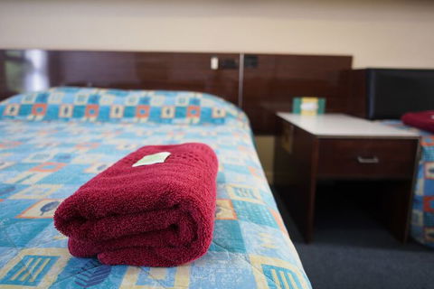 City Beach Motel - Accommodation Sunshine Coast 7