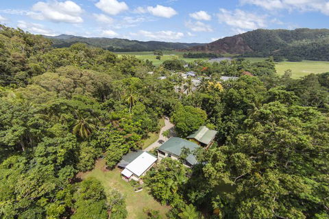 Red Mill House In Daintree - Accommodation Sunshine Coast 3