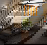 The Clarendon Hotel - Accommodation Sunshine Coast
