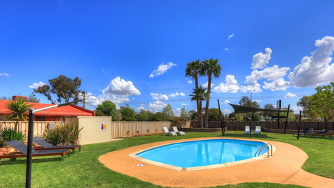 Motel Meneres - Accommodation Sunshine Coast 1