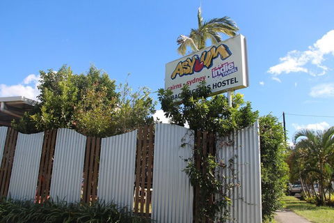 Asylum Cairns Hostel - Accommodation Sunshine Coast 1