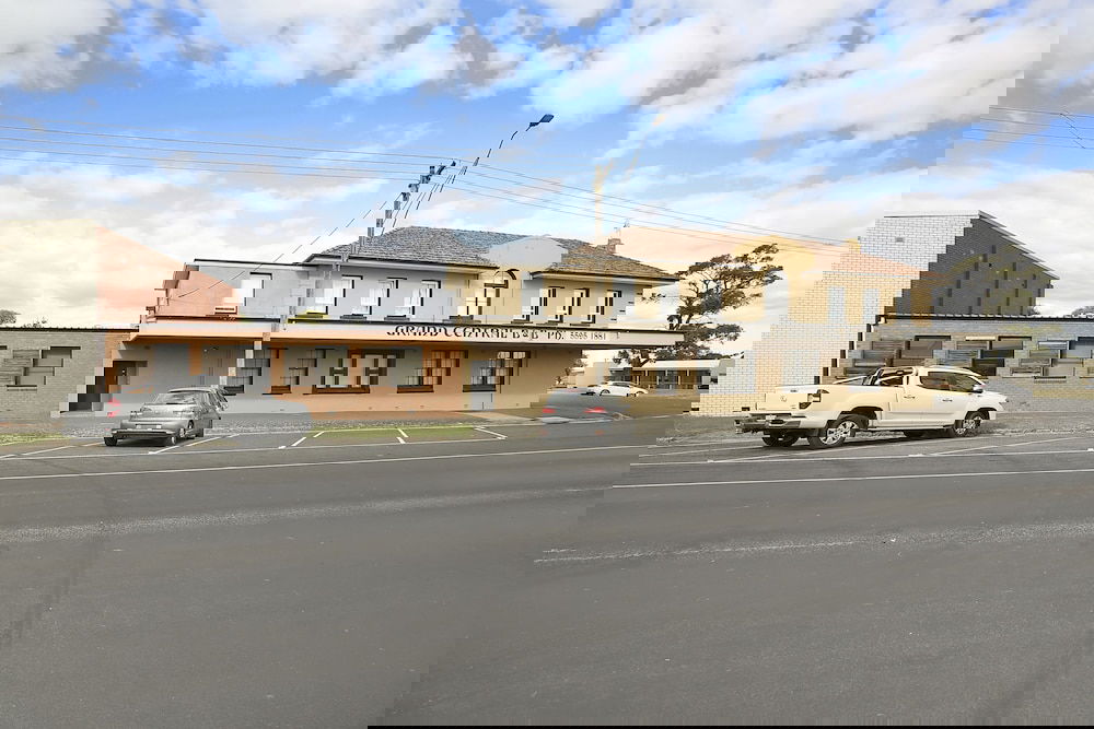 Cobden VIC Accommodation Sunshine Coast