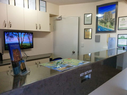 Windward Passage Holiday Apartments - Accommodation Sunshine Coast 2