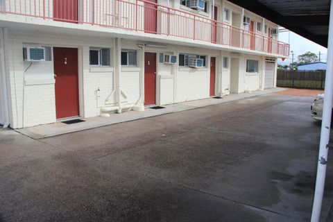 Caloundra Suncourt Motel - Accommodation Sunshine Coast 1